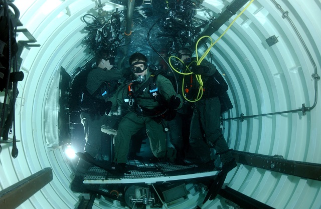 世界のバイオフィンユーザー - 日本潜水機 株式会社